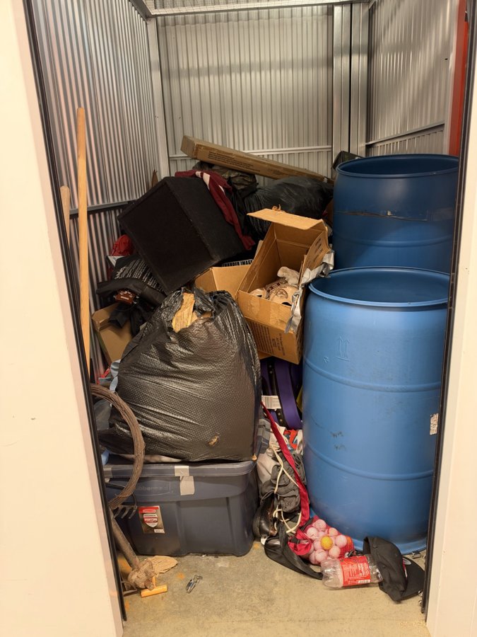 5 x 10 storage unit in La Habra, CA