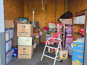 10 x 12 unit in San Dimas