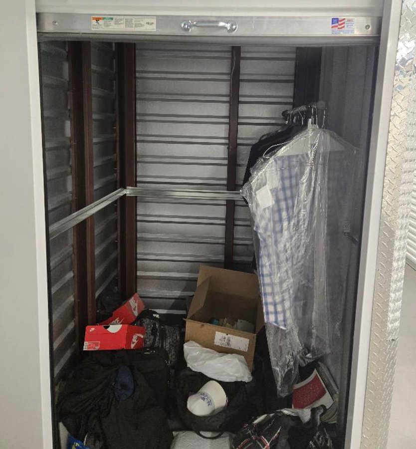 5 x 5 storage unit in Phoenix, AZ