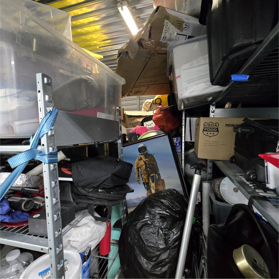 10 x 15 storage unit in Sacramento, CA