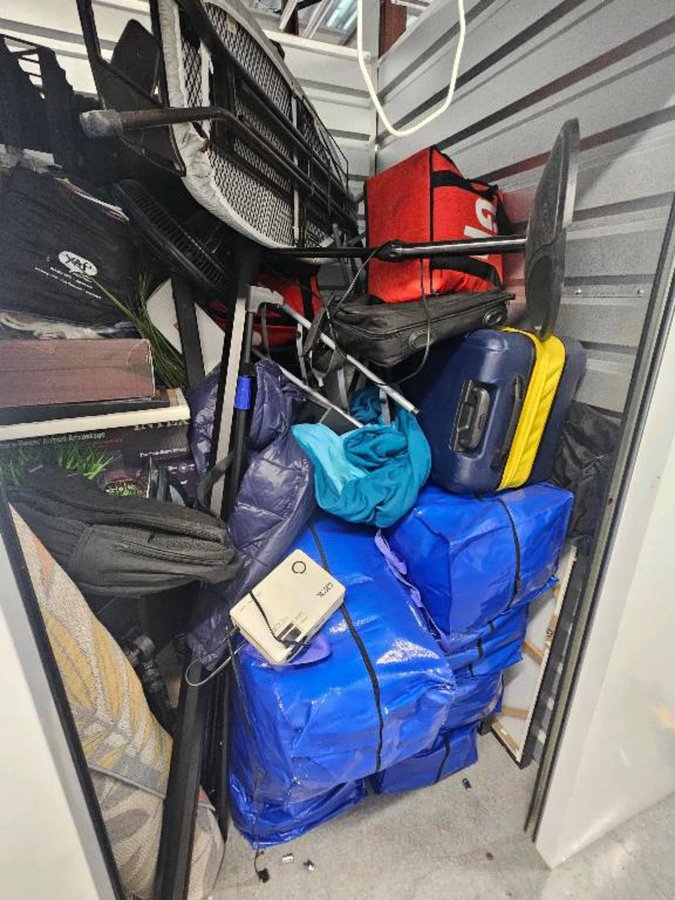 5 x 5 storage unit in Las Vegas, NV