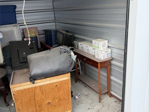 10 x 10 unit in Webb City