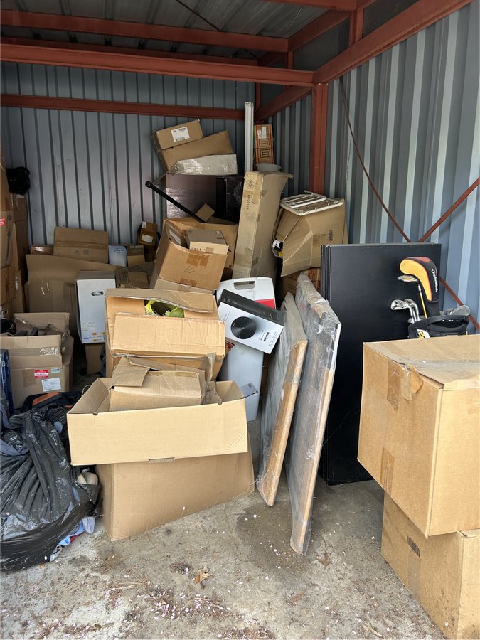 10 x 15 storage unit in Gaithersburg, MD