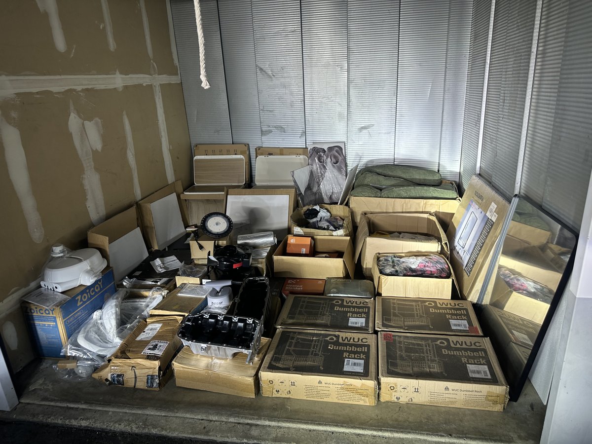 10 x 10 storage unit in Moreno Valley, CA