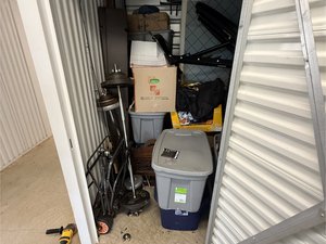 5 x 10 unit in Austin