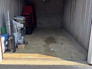 10 x 20 unit in New Castle