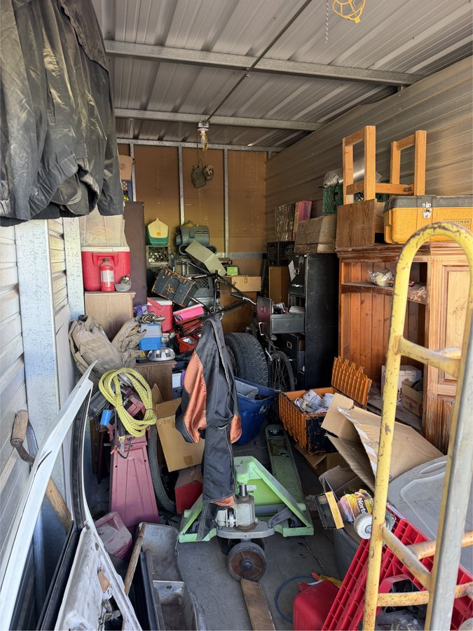 8 x 20 storage unit in Las Vegas, NV