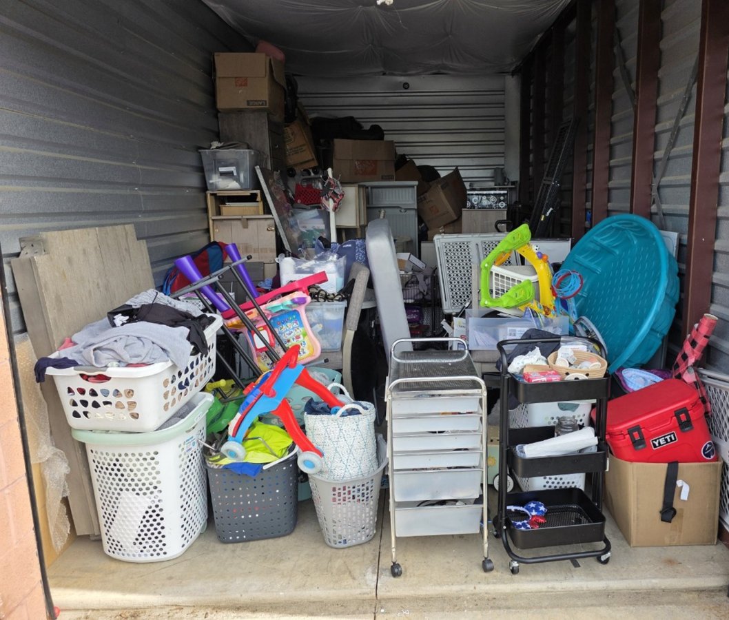 10 x 20 storage unit in Abingdon, MD
