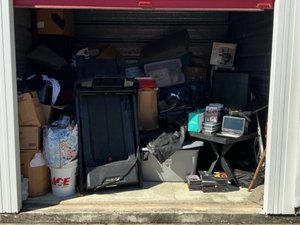 10 x 10 unit in Macon