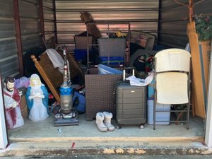 10 x 15 unit in Macon