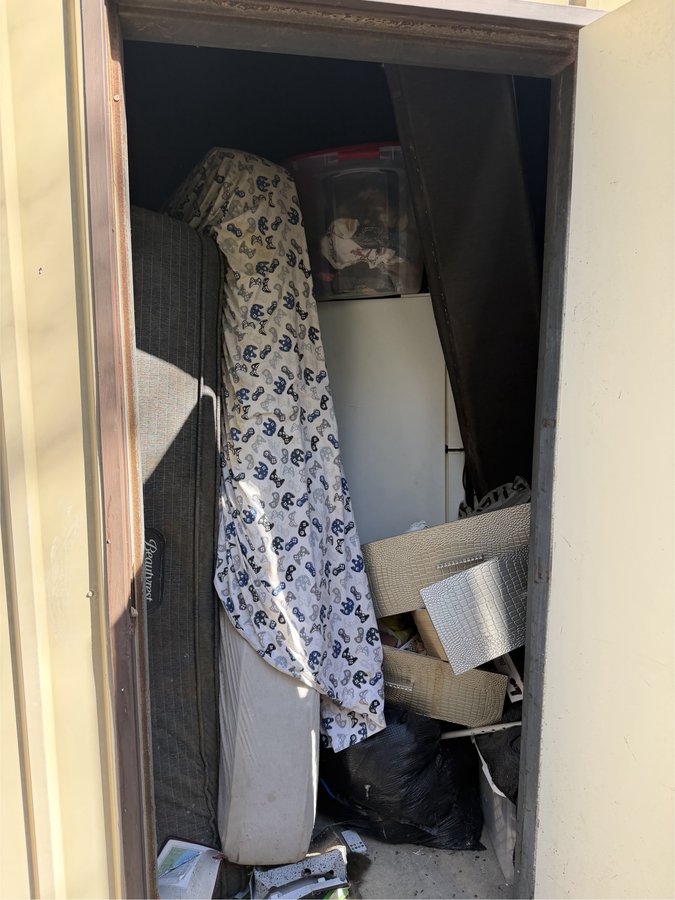 10 x 10 storage unit in Monroe, LA