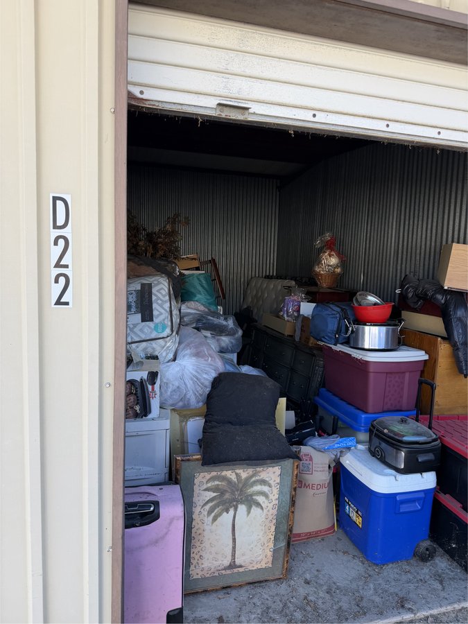 10 x 20 storage unit in Monroe, LA