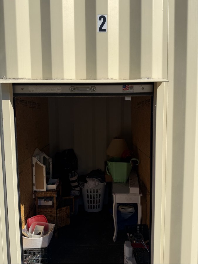 5 x 8 storage unit in Monroe, LA