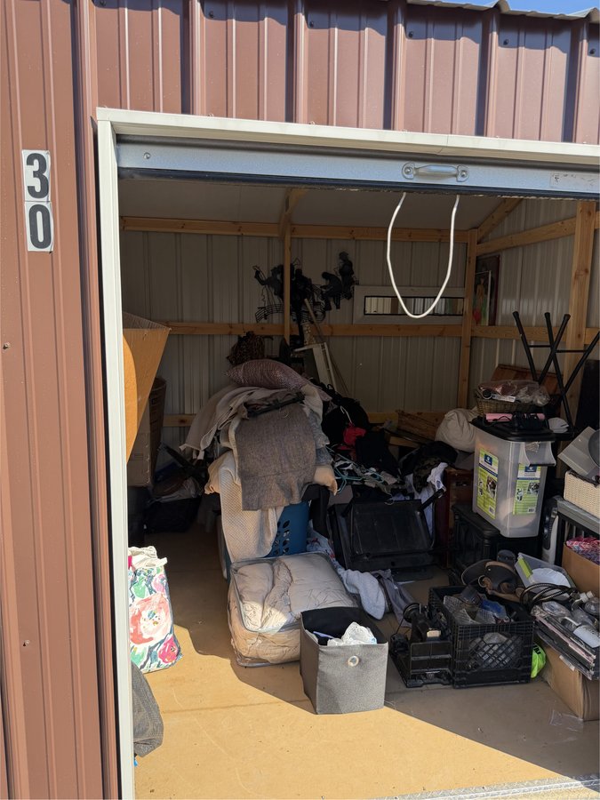 10 x 10 storage unit in Monroe, LA