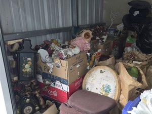 8 x 10 unit in Mount Angel