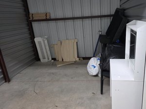 10 x 10 unit in Abingdon