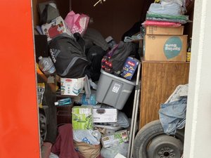 6 x 10 unit in Tracy