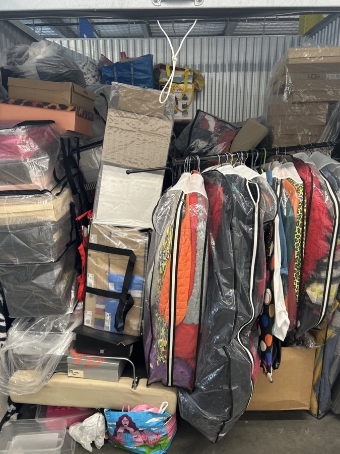10 x 10 storage unit in Windsor Mill, MD