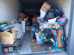 10 x 30 unit in Hanford