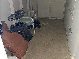 5 x 10 unit in Hanford