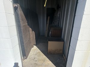 5 x 10 unit in Tampa