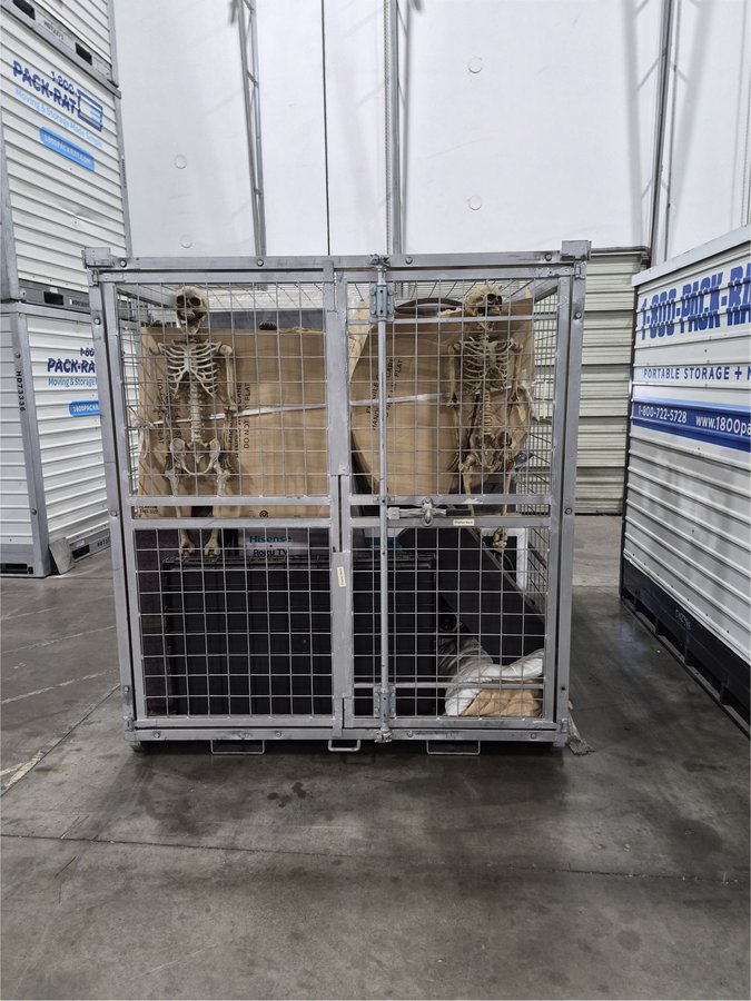 8 x 16 storage unit in Houston, TX