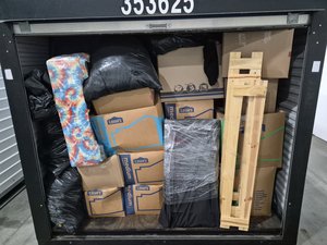8 x 16 unit in Houston
