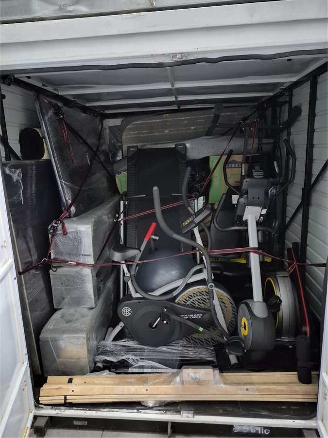 8 x 16 storage unit in Houston, TX