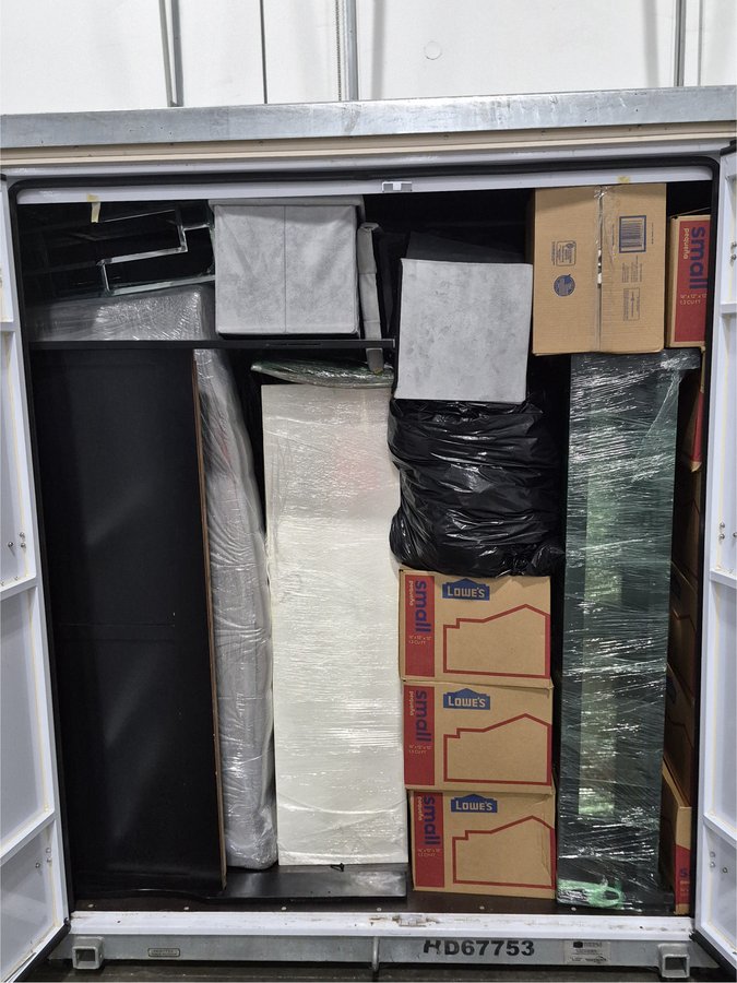 8 x 16 storage unit in Houston, TX