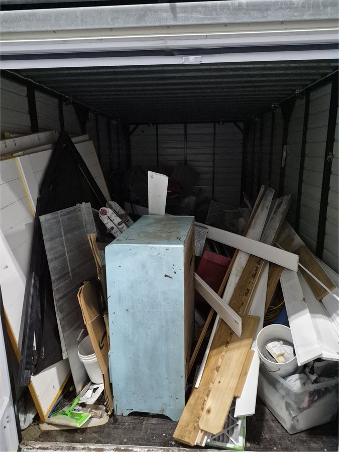 8 x 16 storage unit in Houston, TX