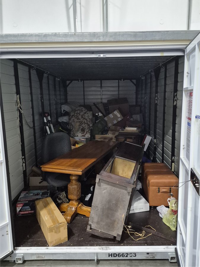 8 x 16 storage unit in Houston, TX