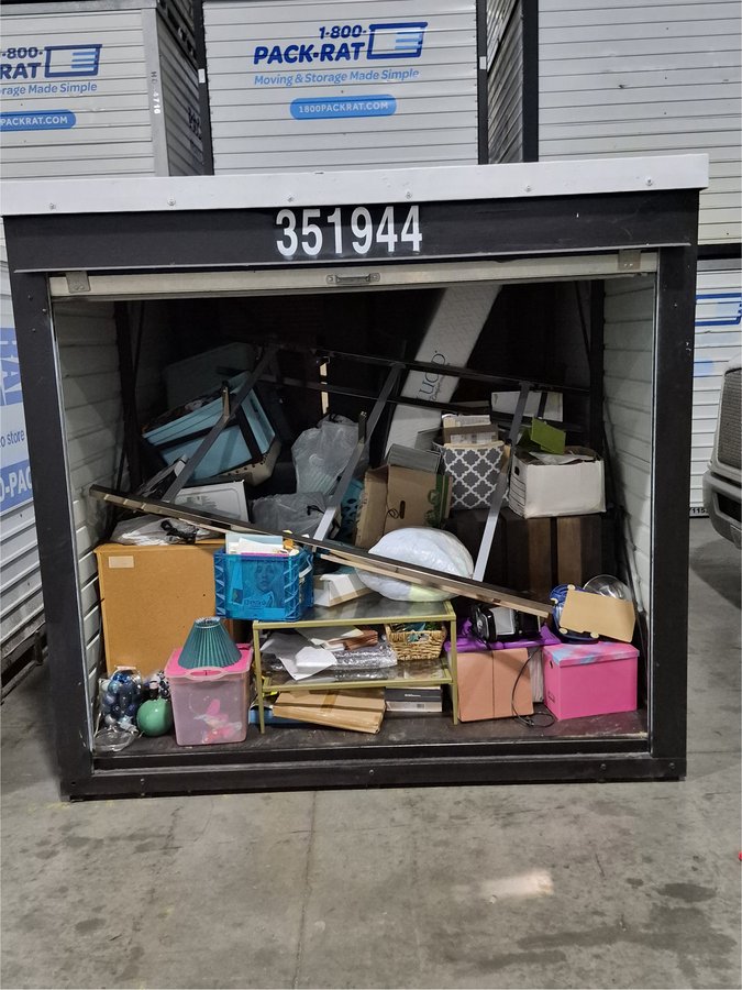 8 x 12 storage unit in Houston, TX