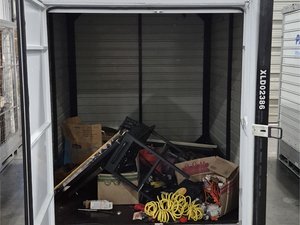 8 x 8 storage unit in Houston, TX