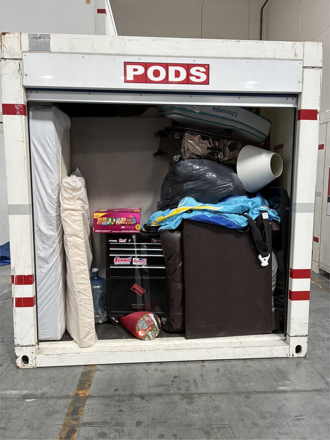 8 x 7 storage unit in North Las Vegas, NV