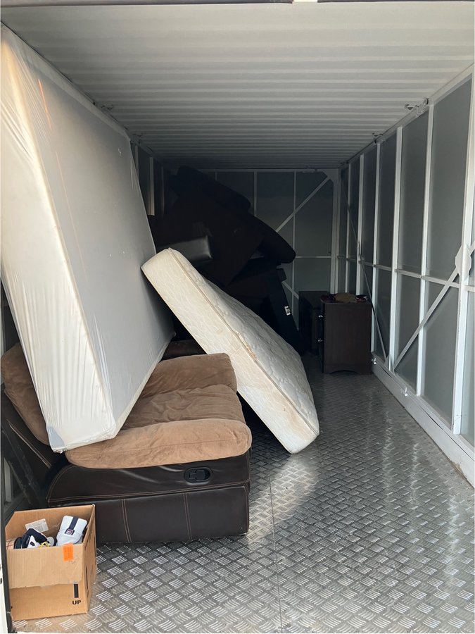 8 x 20 storage unit in Indianapolis, IN