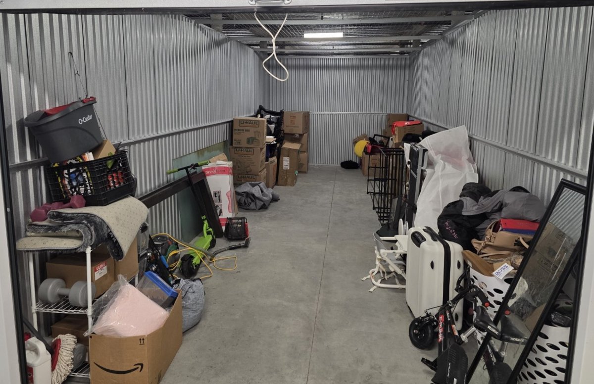 10 x 25 storage unit in Owings Mills, MD