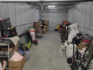 10 x 25 unit in Owings Mills