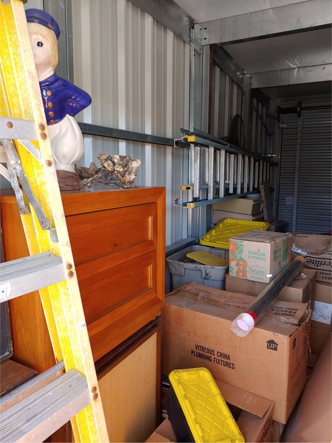 10 x 20 storage unit in Utica, NY