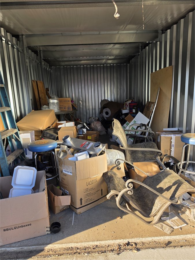 10 x 20 storage unit in Hickory, NC