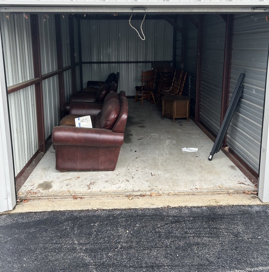 10 x 20 storage unit in Rogers, AR