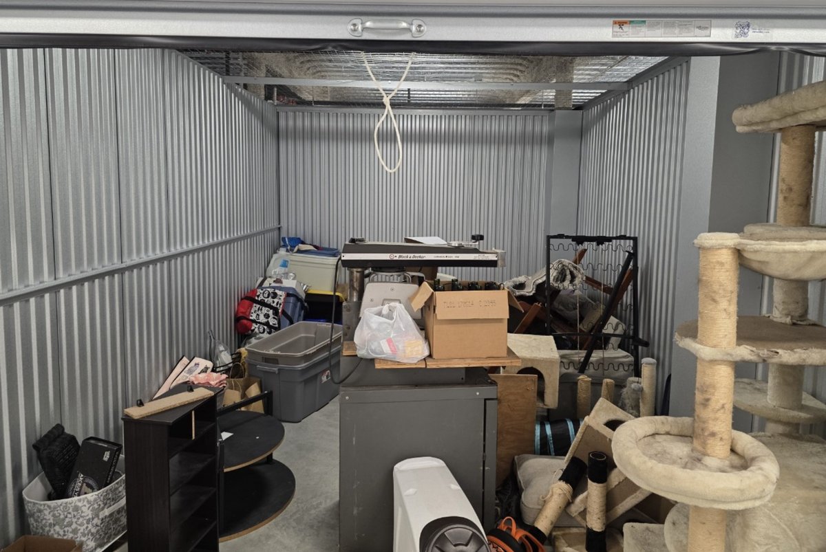 10 x 15 storage unit in Owings Mills, MD
