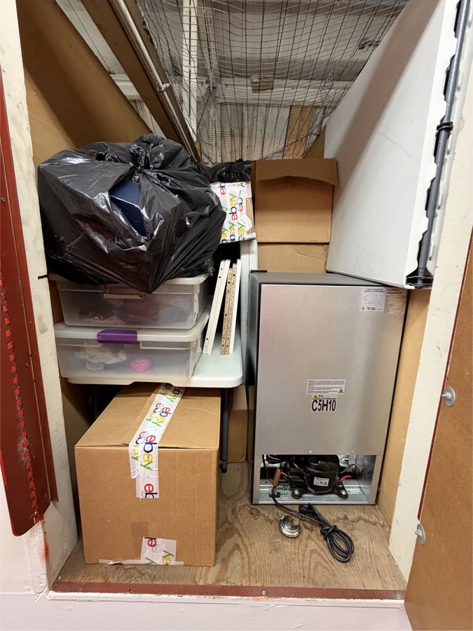 4 x 8 storage unit in Hyde Park, MA