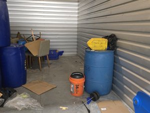 10 x 20 unit in Lake Worth