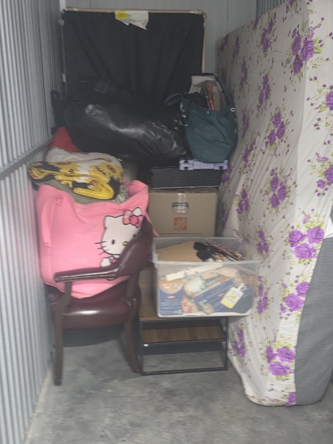 5 x 13 storage unit in Newark, NJ