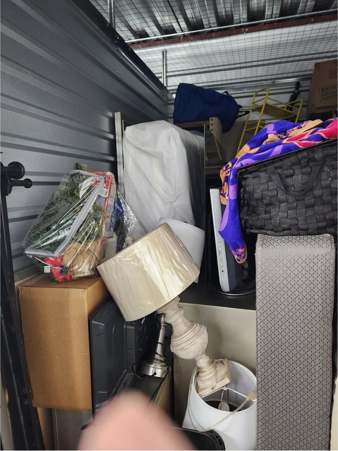10 x 10 storage unit in Titusville, FL