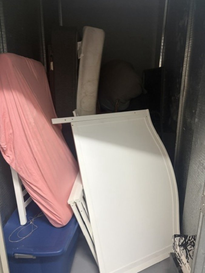 5 x 10 storage unit in Miami, FL