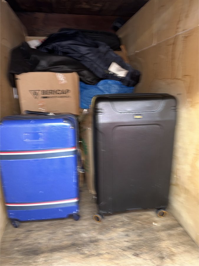 4 x 8 storage unit in Somerville, MA