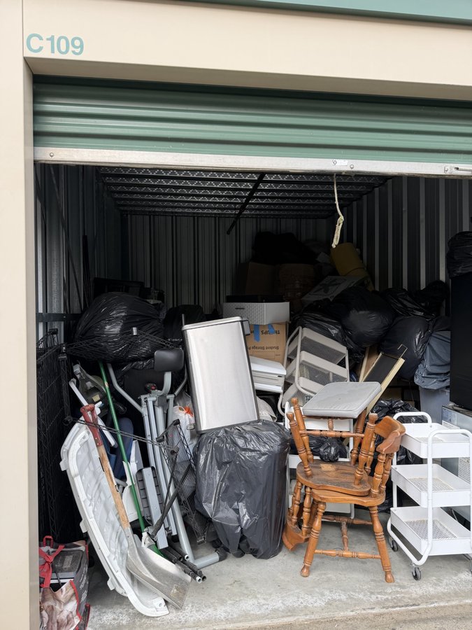10 x 15 storage unit in Providence, RI