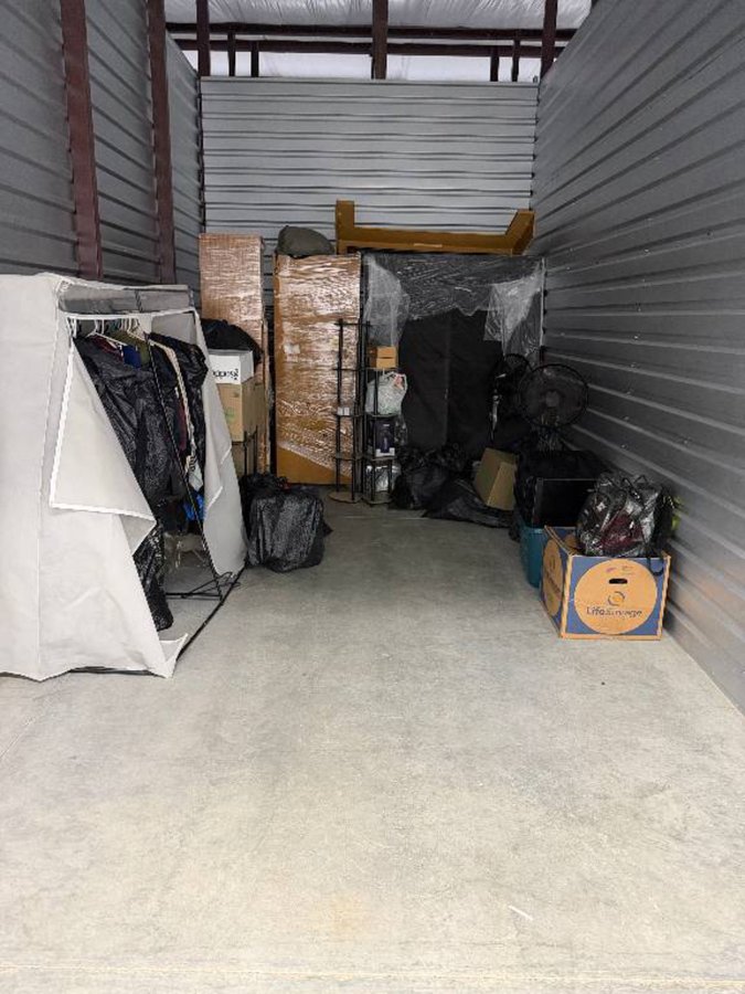 10 x 20 storage unit in New Lenox, IL