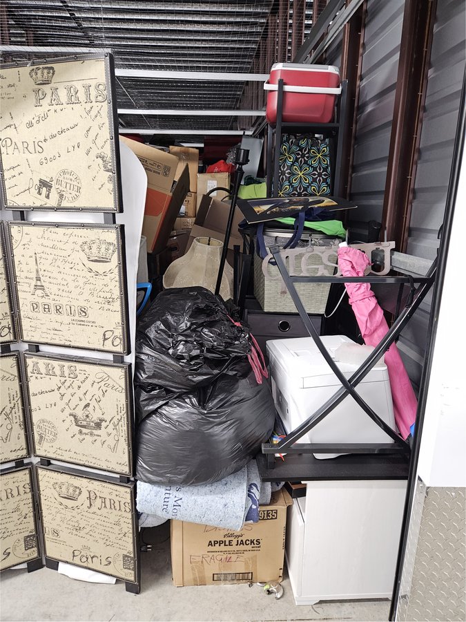 10 x 30 storage unit in Kennesaw, GA